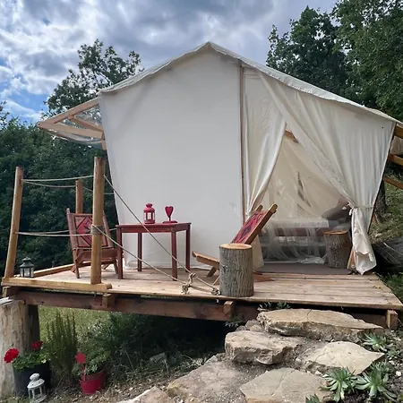 La Casetta Delle Stelle - Relax E Riservatezza A 550m Di Quota Lüks kamp alanı